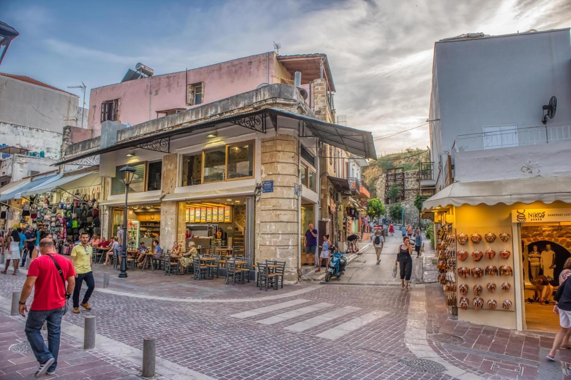Chanialiving Venetian Luxury House-Near Plaza Parking Ханья Экстерьер фото