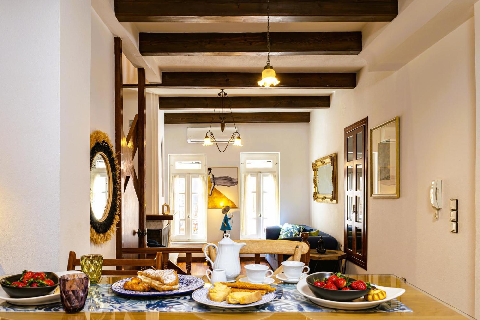 Chanialiving Venetian Luxury House-Near Plaza Parking Ханья Экстерьер фото